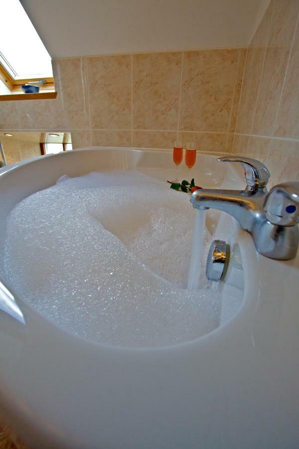 Toab Sebay Mill Holiday Apartments מראה חיצוני תמונה